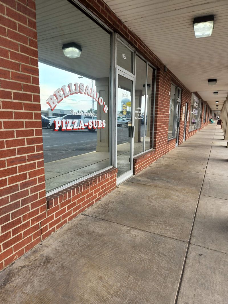 13 Maryland Pizzerias Serving Slices Made From Family Recipes That Stand The Test Of Time - Decor Hint Bellisario's Pizza