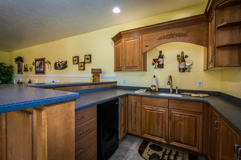 Built-In China Cabinets