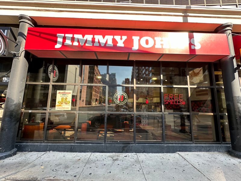 12 Illinois Sandwich Eateries That Consistently Nail Fresh Deli Flavor - Decor Hint Jimmy John’s