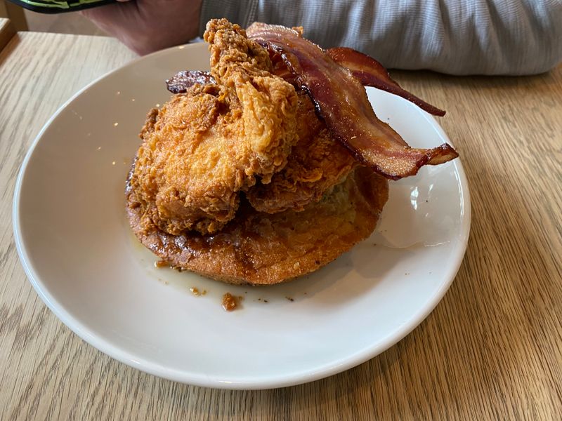 This Atlanta Georgia Restaurant Proves Southern Hospitality Can Be World-Class - Decor Hint Sunday Brunch Experience