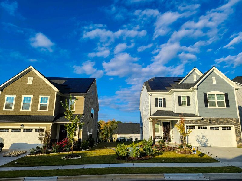 North Carolina Real Estate: 12 Home Types To Avoid & 11 Properties That Are Prime For 2026 - Decor Hint Homes With Energy-Efficient Features And Solar Panels