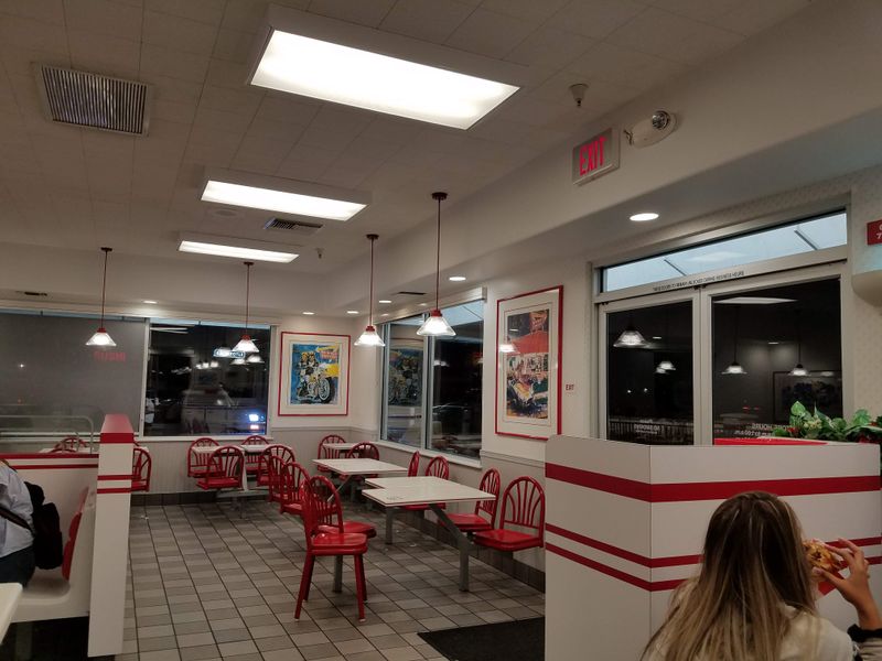 No Freezers In The Restaurants Ensures Ultimate Freshness