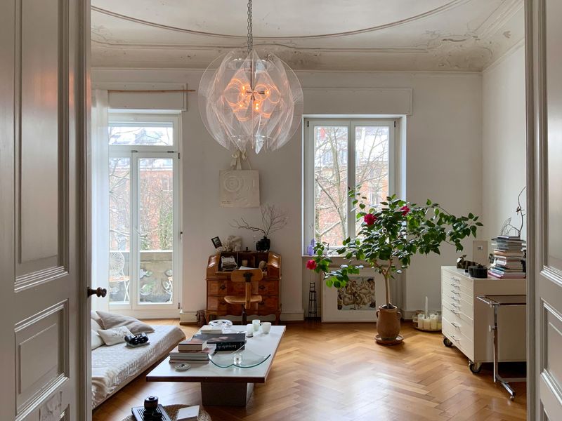 Statement-Making Style That Anchors A Room