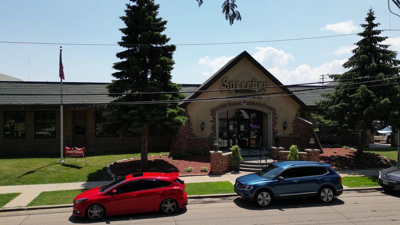 14 Wisconsin All-You-Can-Eat Restaurants That Feel Like A Throwback In The Best Way - Decor Hint Sprecher's Restaurant and Pub