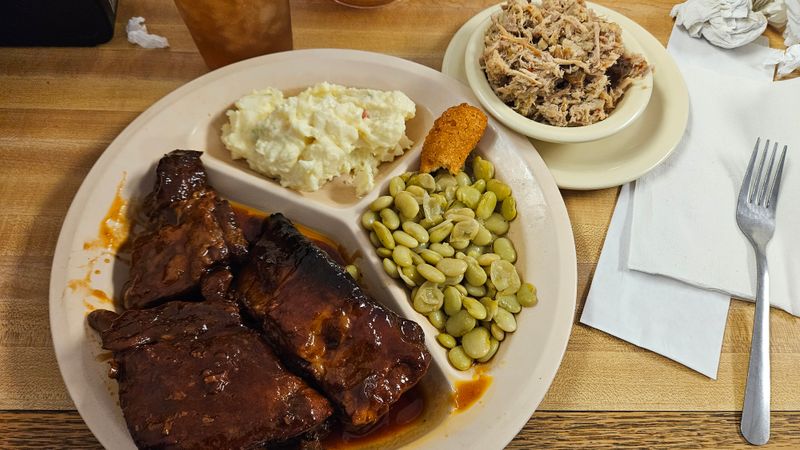 Barbecue Woven Into Everyday Community Life