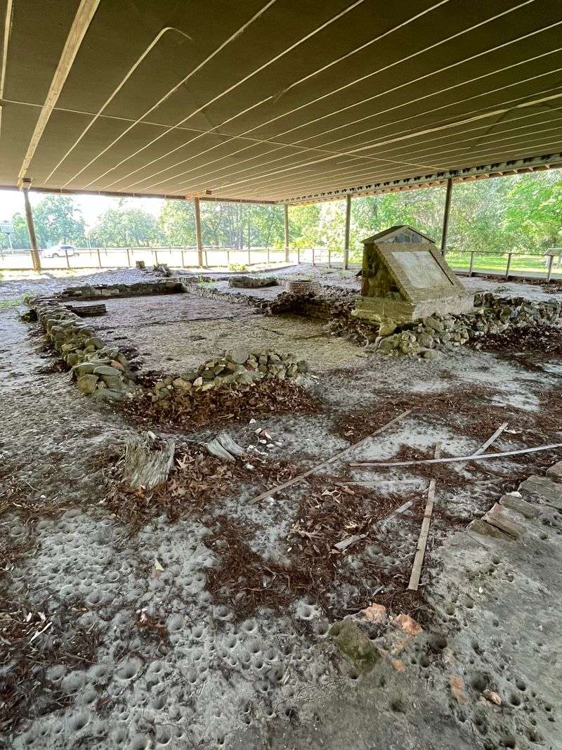 A Lost North Carolina Town That Whispers Stories Of Long Ago - Decor Hint When The Town Went Silent