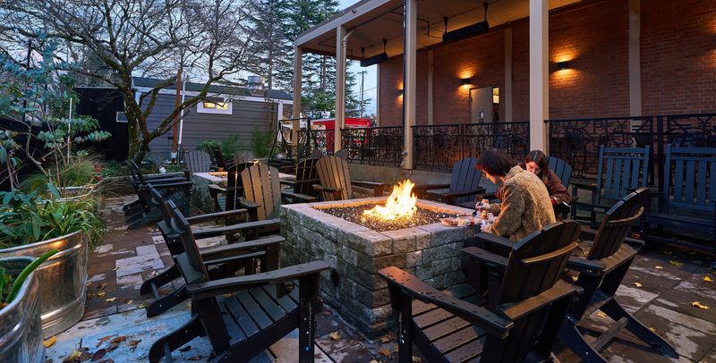 Oregon’s Food Cart Scene Is Loud, Proud, And Seriously Delicious At These 10 Stops - Decor Hint The Heist