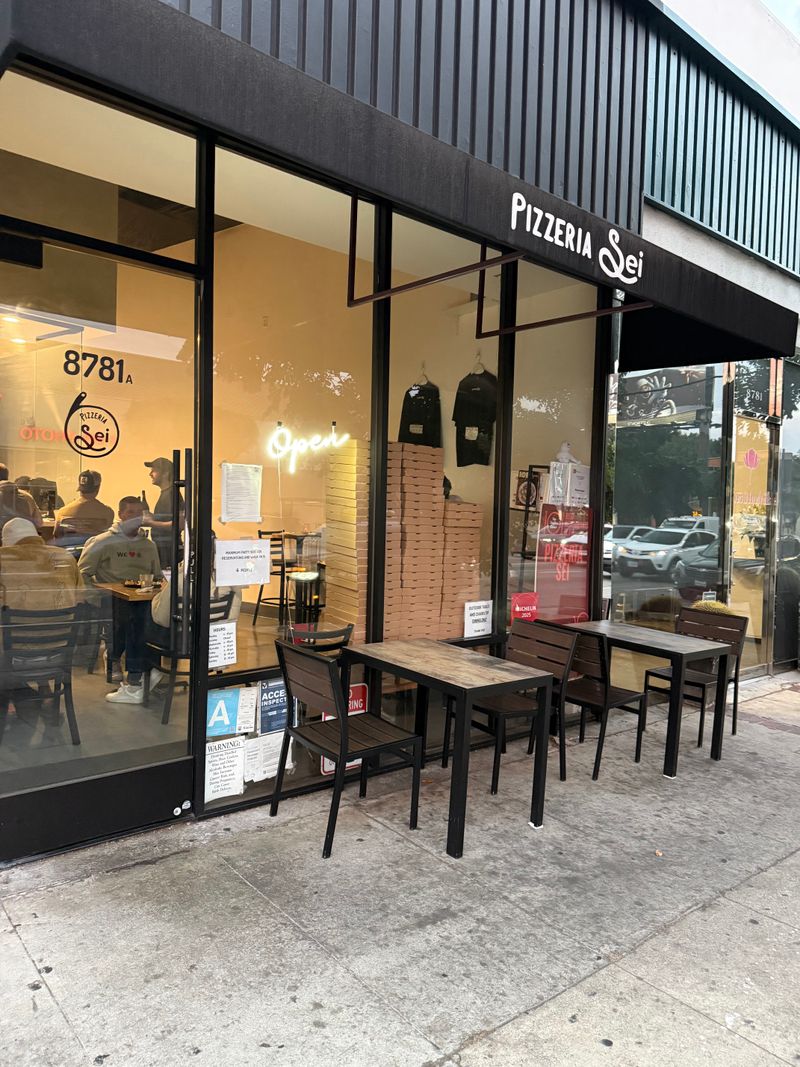 12 California Pizzerias That Loyal Customers Pick Over National Chains - Decor Hint Pizzeria Sei