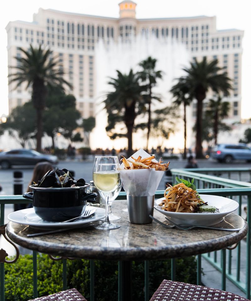 11 Road-Trip-Worthy Nevada Restaurants Serving Food With A View - Decor Hint Mon Ami Gabi