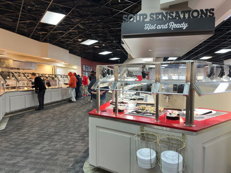 Golden Corral, Raleigh