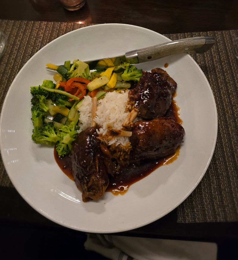 If You Love Pot Roast, This North Carolina Spot Is A Must-Visit - Decor Hint The Baby Back Ribs That Fell Off The Bone