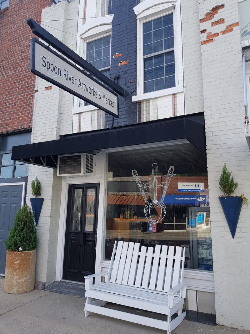 Spoon River Artworks & Market