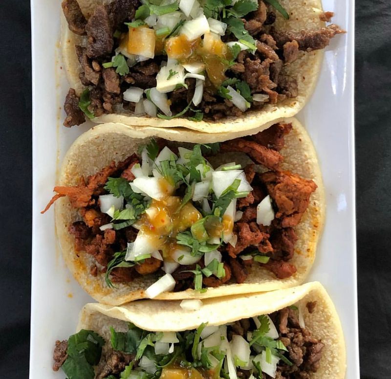 15 California Road Trip Foods Worth Pulling Over For Every Time - Decor Hint Los Angeles Street Tacos