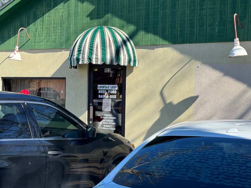 Country Love Soulfood & BBQ