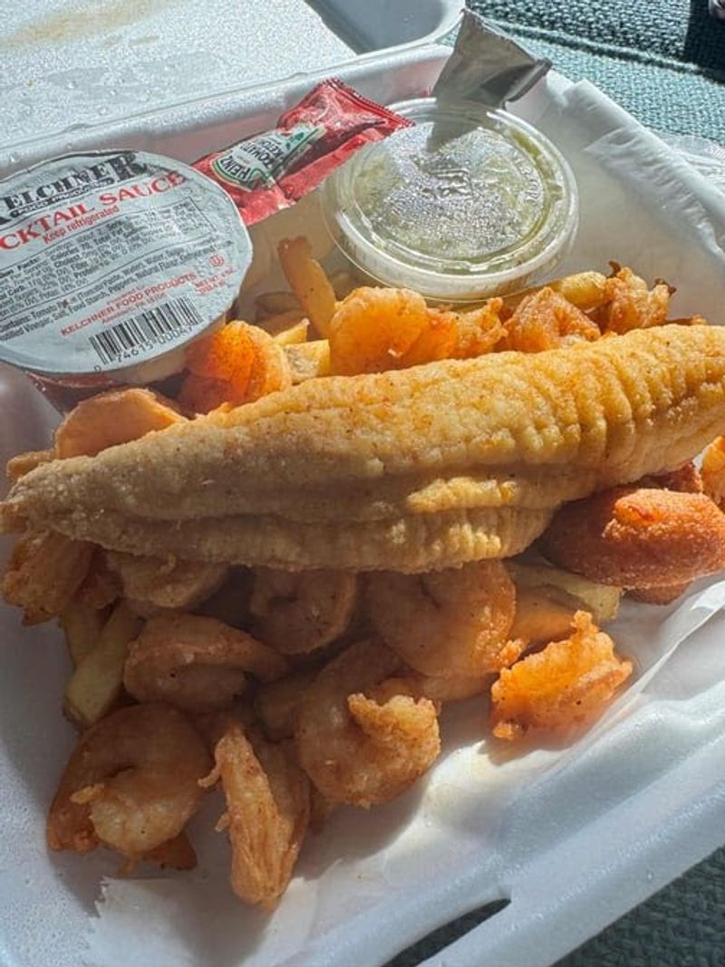 Captain Jim's Seafood Market, Morehead City