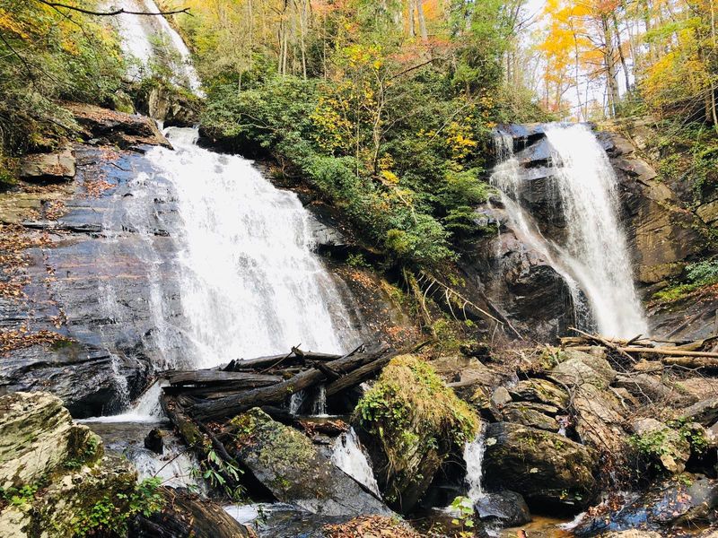 The Prettiest Georgia Towns To Explore When The Crowds Are Gone - Decor Hint Blairsville