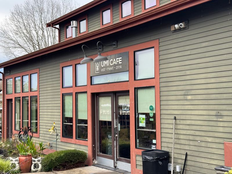 Umi Café