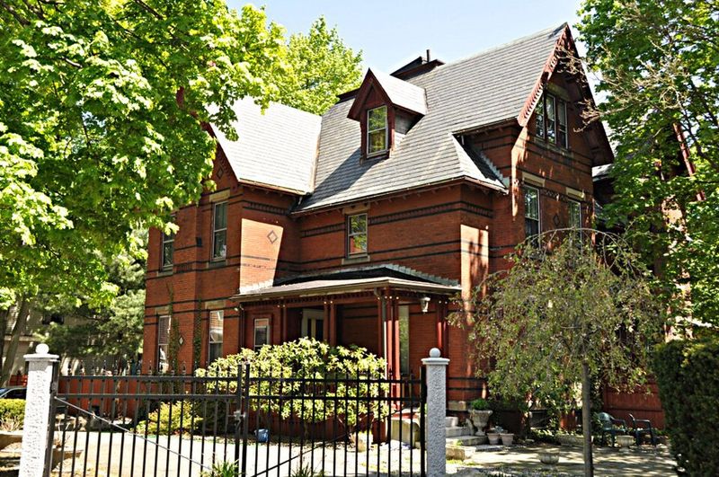 DeRochmont House, Winchester, Massachusetts