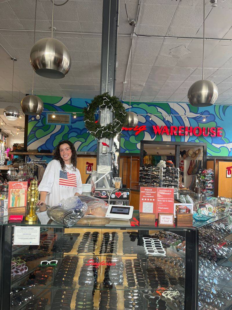 The Clothing Warehouse Is One Of Georgia's Best Thrift Finds - Decor Hint Accessories Galore