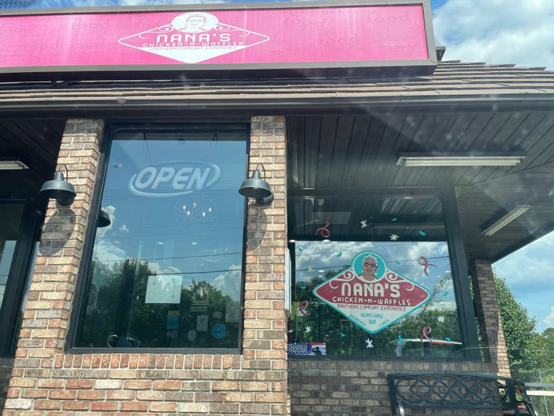 Perfect Pairing With Their Award-Winning Fried Chicken