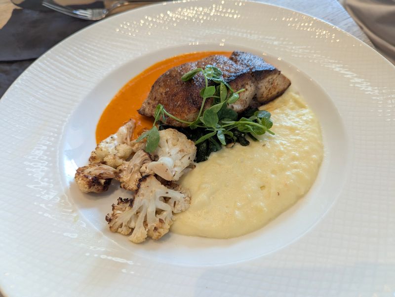 This Atlanta Georgia Restaurant Proves Southern Hospitality Can Be World-Class - Decor Hint Chef's Counter Seating