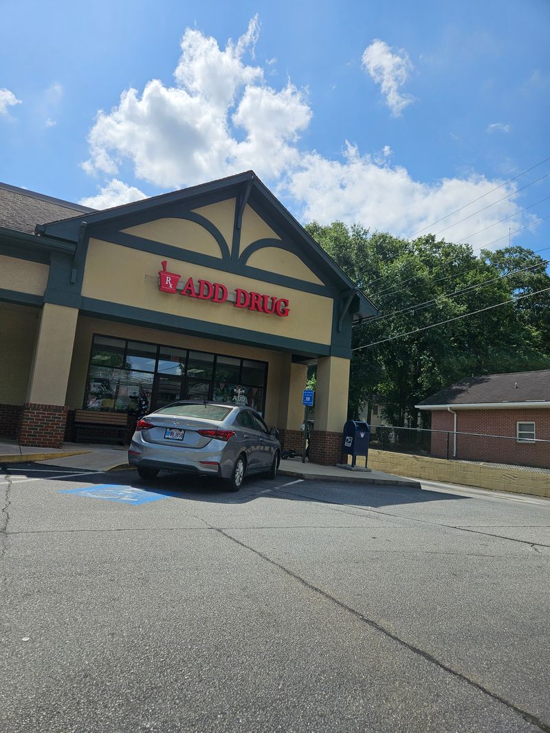 These 16 Georgia Hole In The Wall Restaurants Are Worth The Stop - Decor Hint ADD Drug Lunch Counter