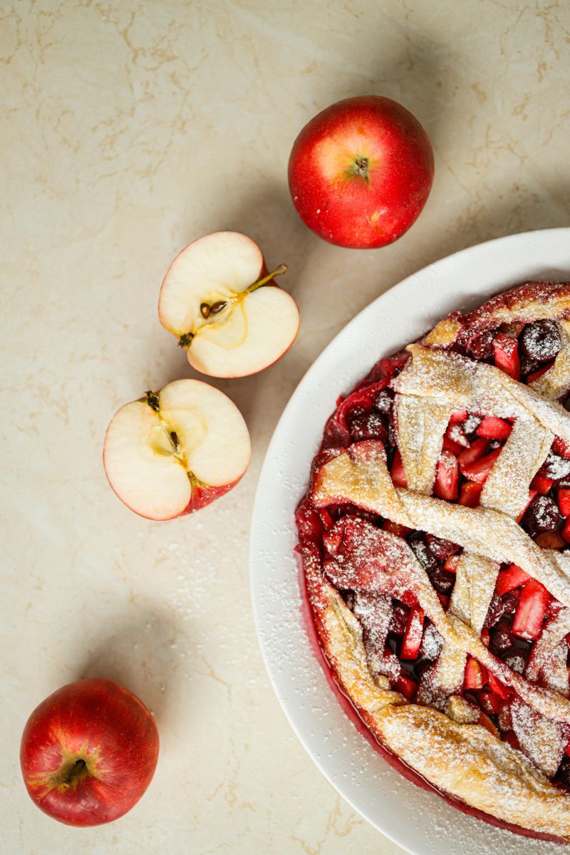 9 Washington Desserts That Turn Apples Into Autumn Magic - Decor Hint Pike Place Market Rustic Pie