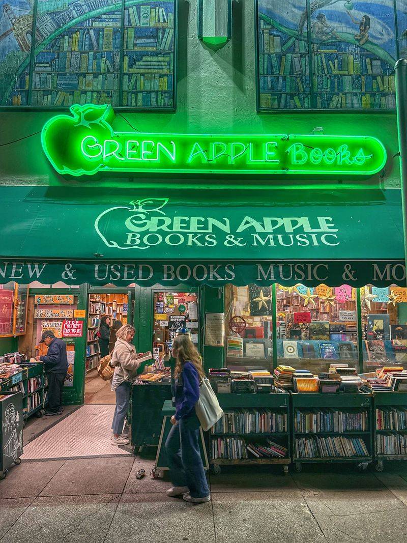 14 Massive Bookstores Across California Where You Can Happily Get Lost For Hours - Decor Hint Green Apple Books