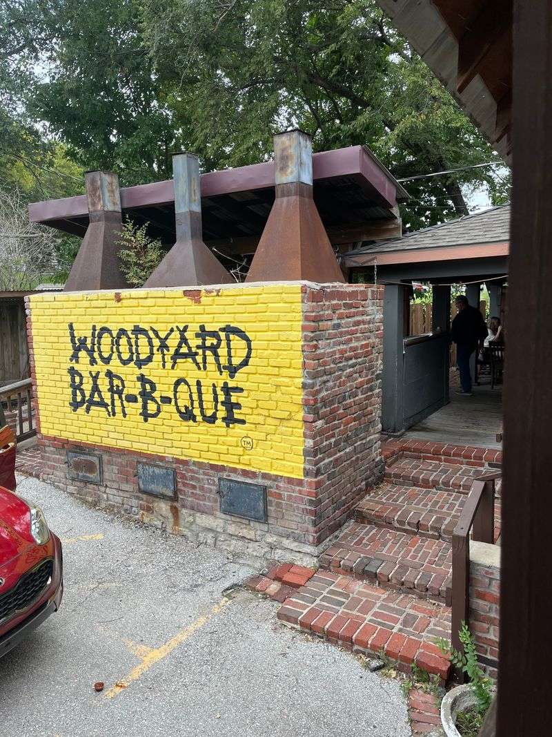 9 Kansas BBQ Joints That Refuse To Go Small On Their Sandwiches - Decor Hint Woodyard Bar-B-Que