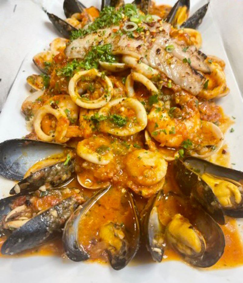 Hook Line & Schooner