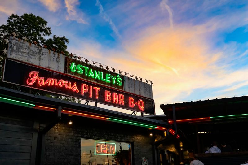 Stanley's Famous Pit Bar-B-Q