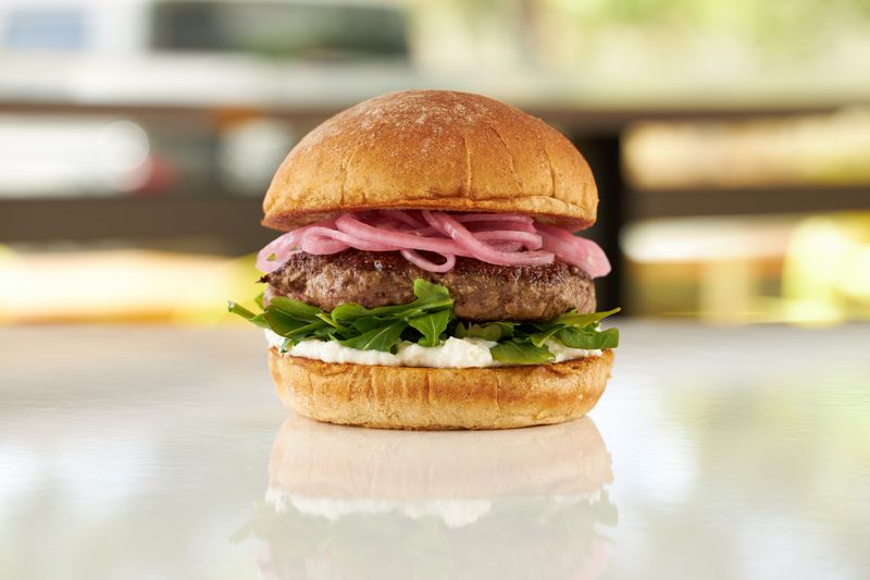 12 Hole-In-The-Wall California Restaurants That Are 100% Worth The Drive - Decor Hint Burger Lounge