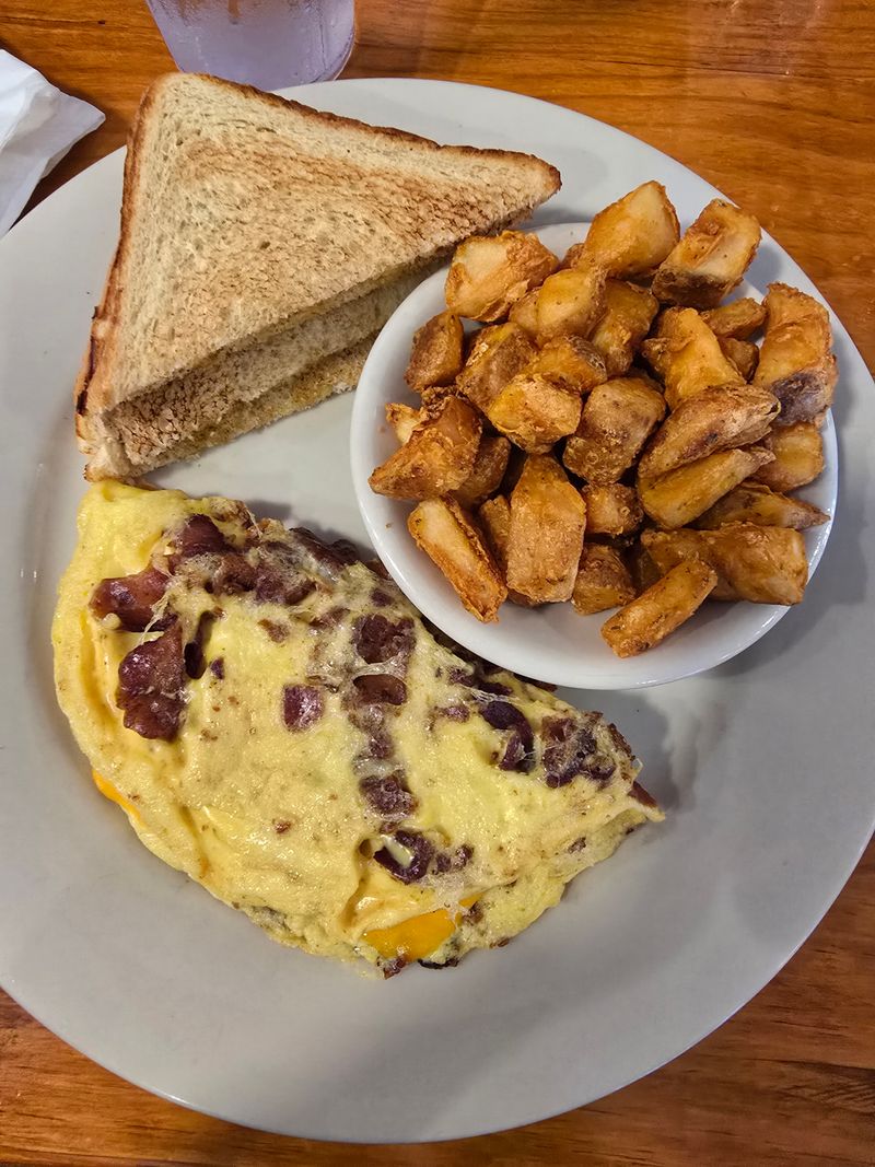 These Iconic North Carolina Foods Are Nearly Gone, According To Locals - Decor Hint Pork Brains And Eggs