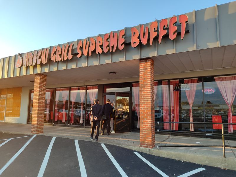 Hibachi Grill Supreme Buffet - Rumford