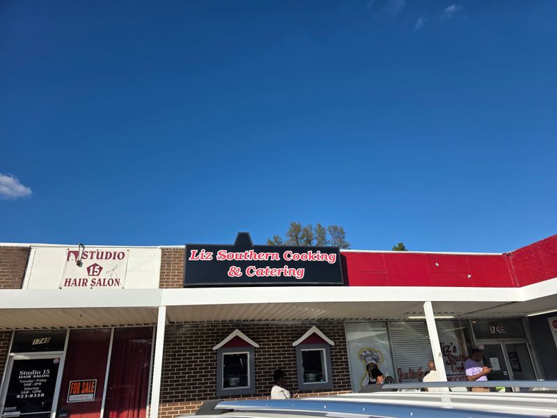 Liz's Southern Kitchen