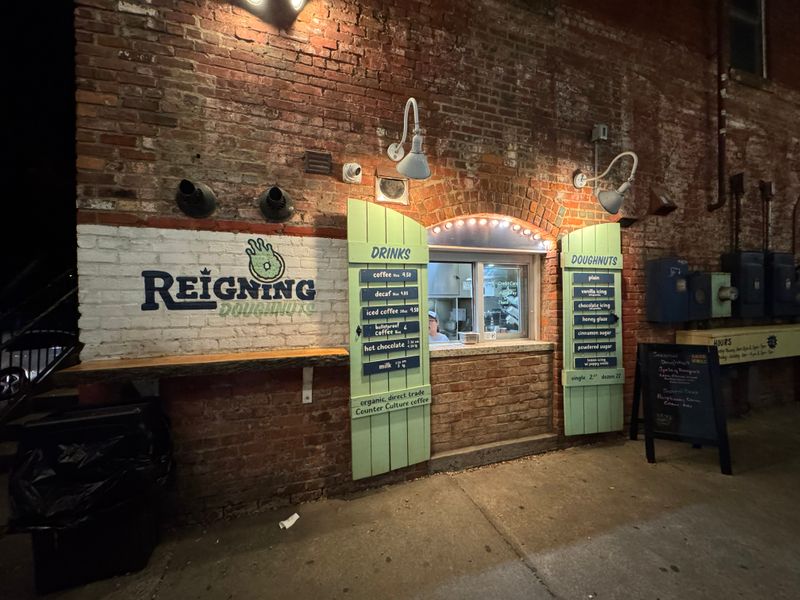 These Doughnut Shops In North Carolina Are National-Level Delicious - Decor Hint Reigning Doughnuts, Charlotte