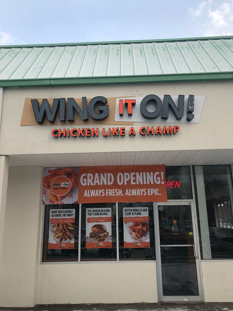 Georgia Restaurants Frying Chicken To Golden Perfection - Decor Hint Wing It On!