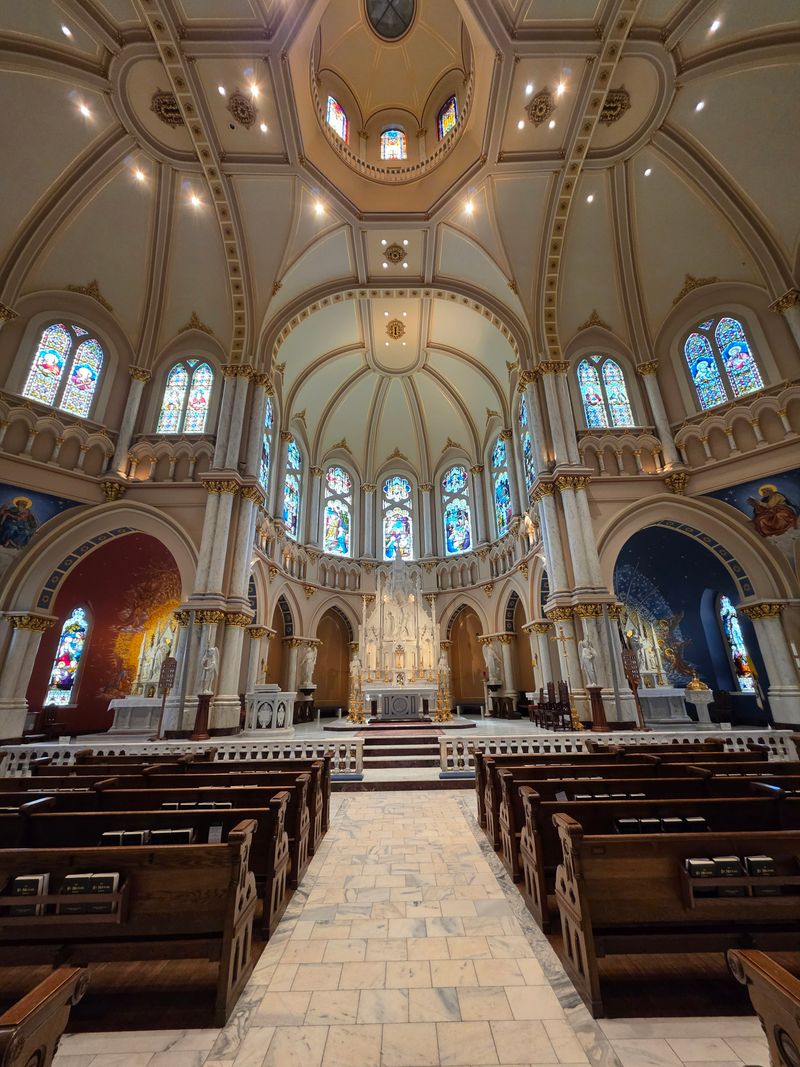 St Joseph Catholic Church In Macon Georgia Looks Like Something From Harry Potter - Decor Hint Pointed Archways Throughout The Building
