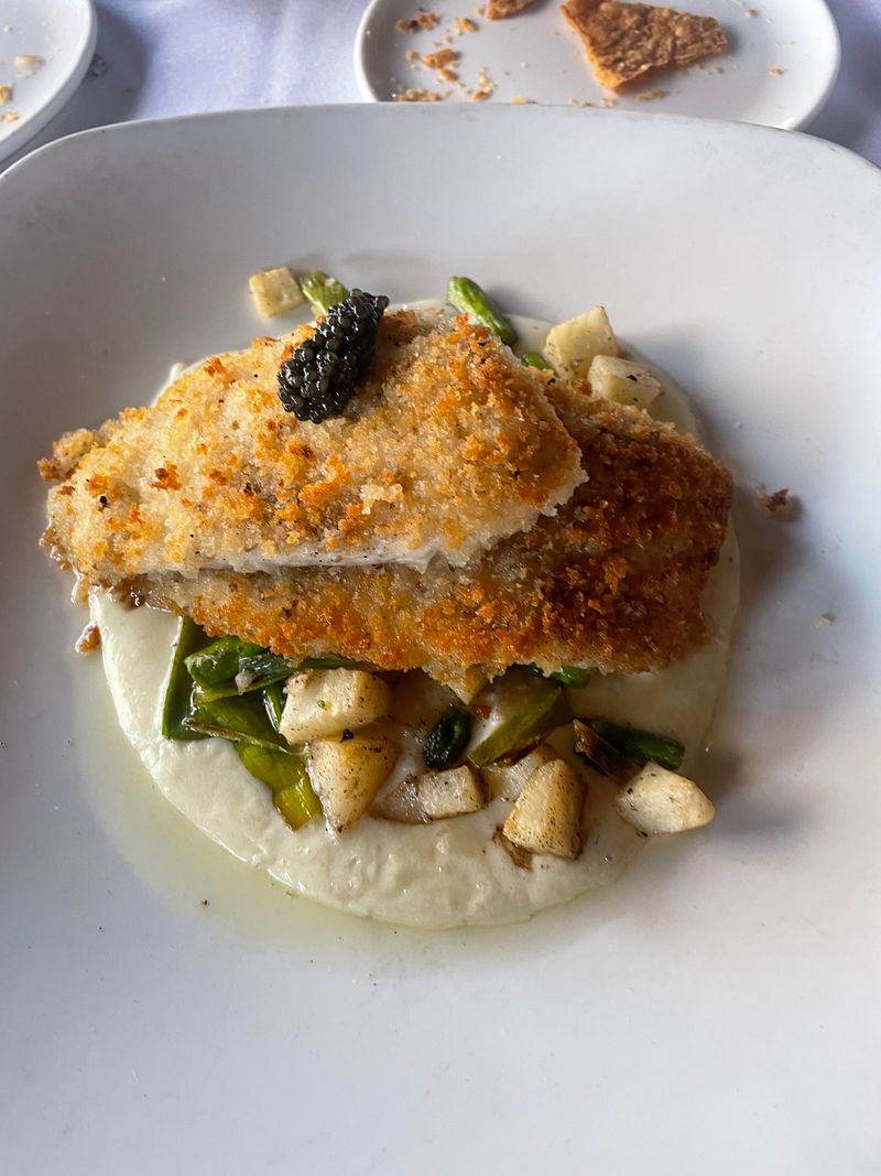 These 14 Restaurants In Atlanta Georgia Could Be The Next Michelin Star Recipients - Decor Hint Canoe