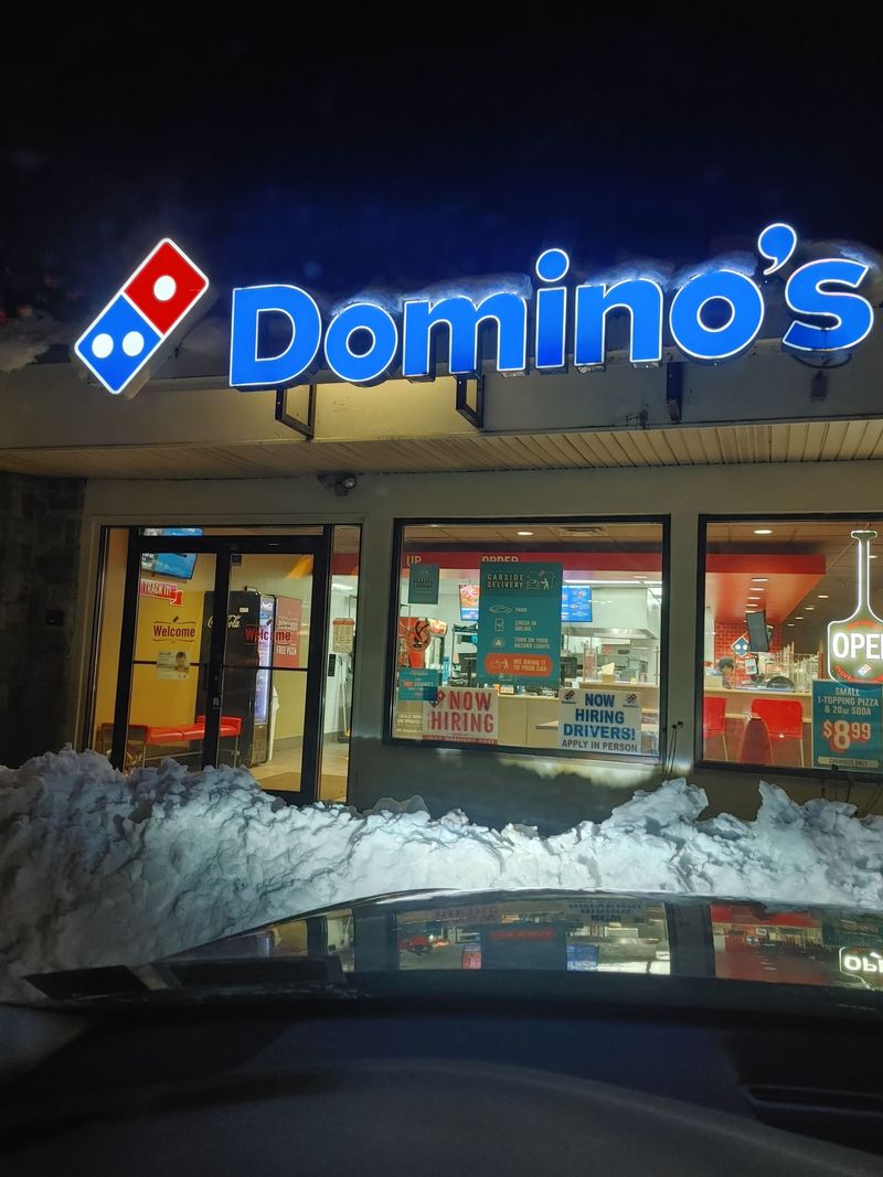 These 15 Culinary Stops In Kingsland, Georgia Make I-95 Travel Way More Delicious - Decor Hint Domino's Pizza