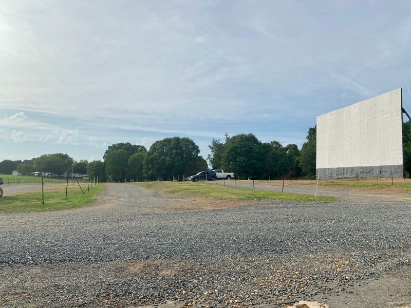 These North Carolina Drive-In Theaters Are A Blast From The Past - Decor Hint Badin Road Drive-In Theater, Albemarle