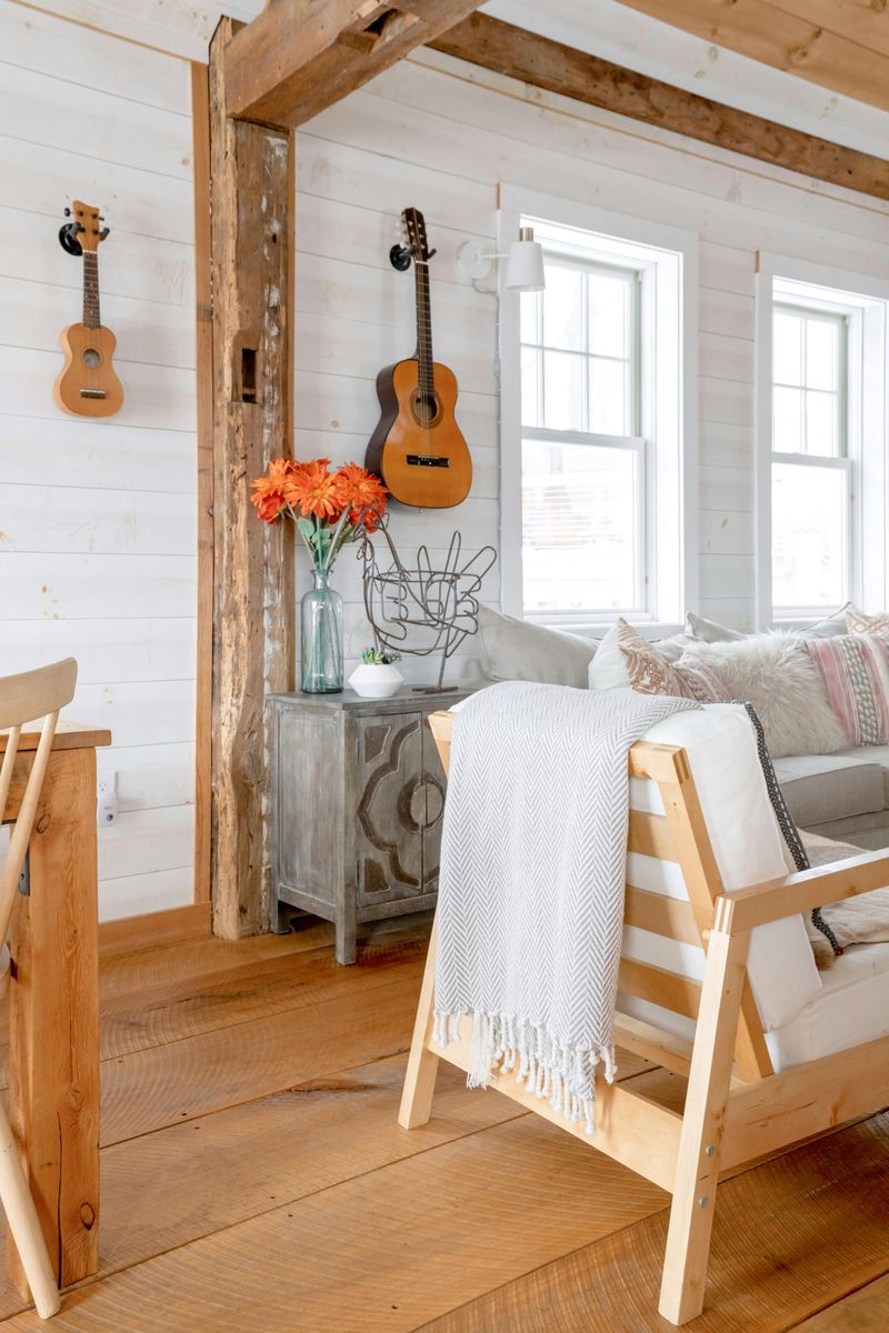 Shiplap Walls in Creamy Whites