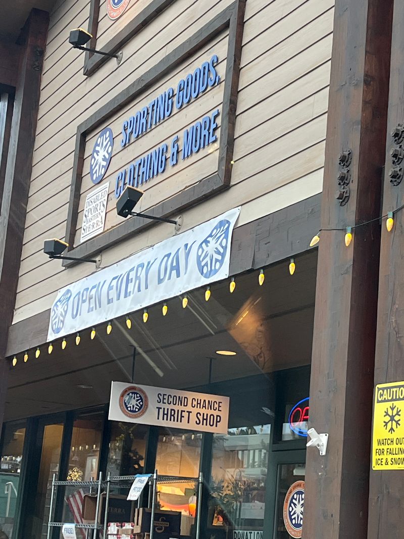 13 Massive California Thrift Stores That Treasure Hunters Say Take All Day To Explore - Decor Hint Second Chance Thrift Shop (Mammoth Lakes)