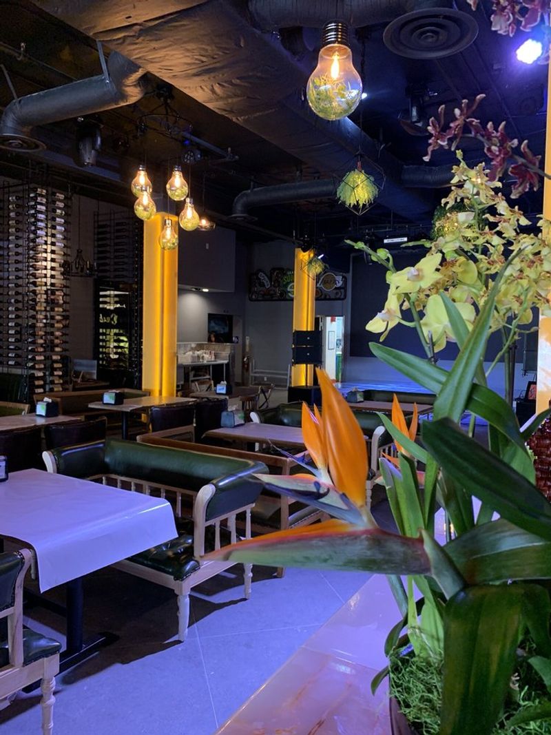 Supreme Crab Seafood Buffet - San Francisco