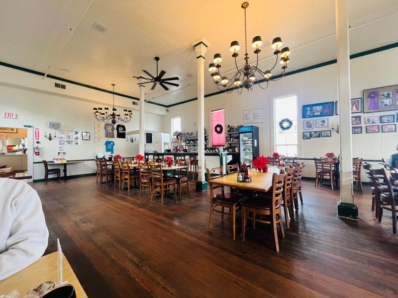 Phil's Fish Market & Eatery