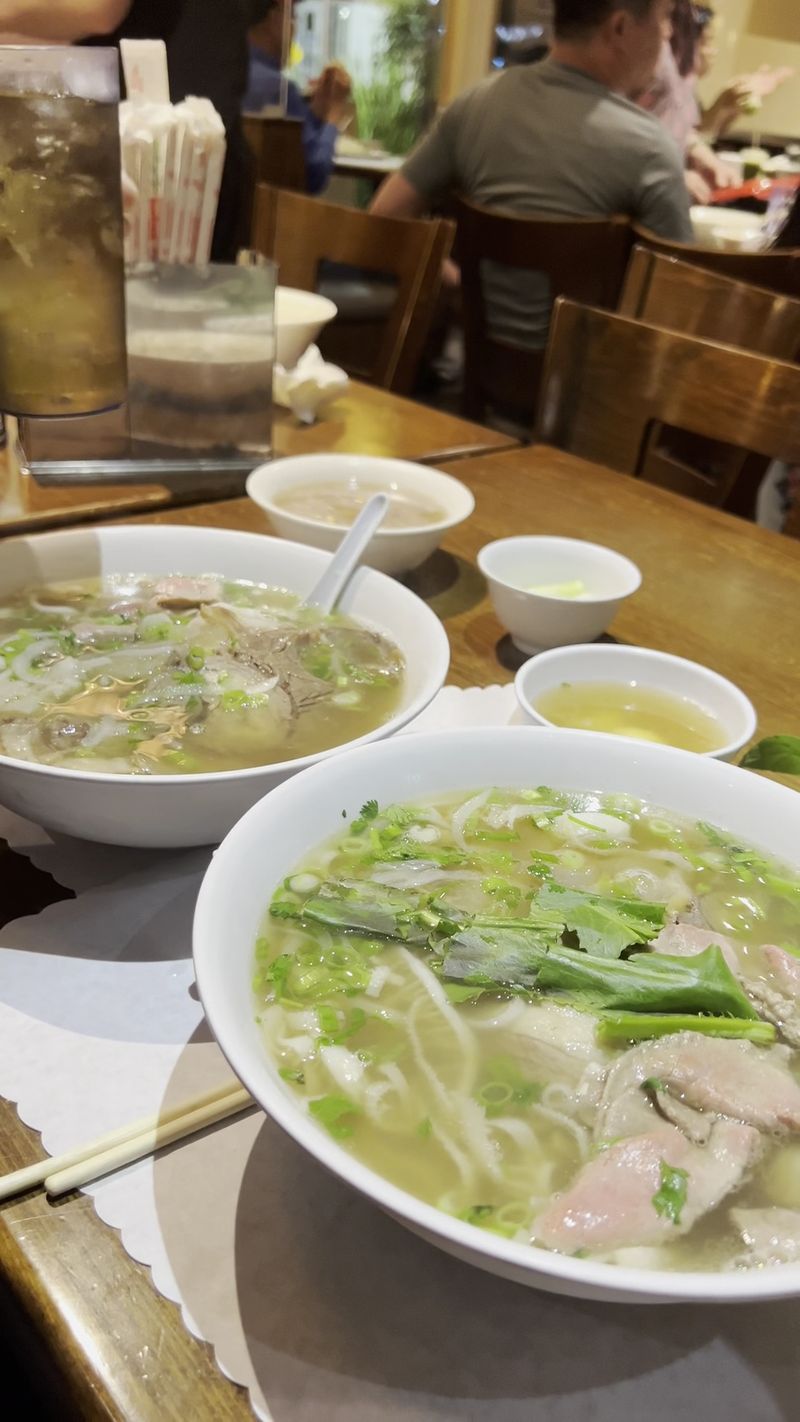 Phở Lú - Garden Grove
