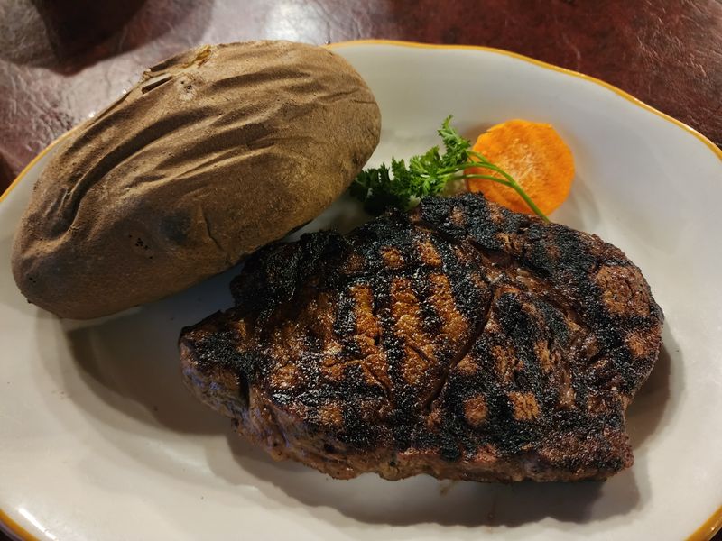 8 Quietly Excellent Texas Steakhouses Locals Swear By - Decor Hint Cattleman's Steakhouse At Indian Cliffs Ranch