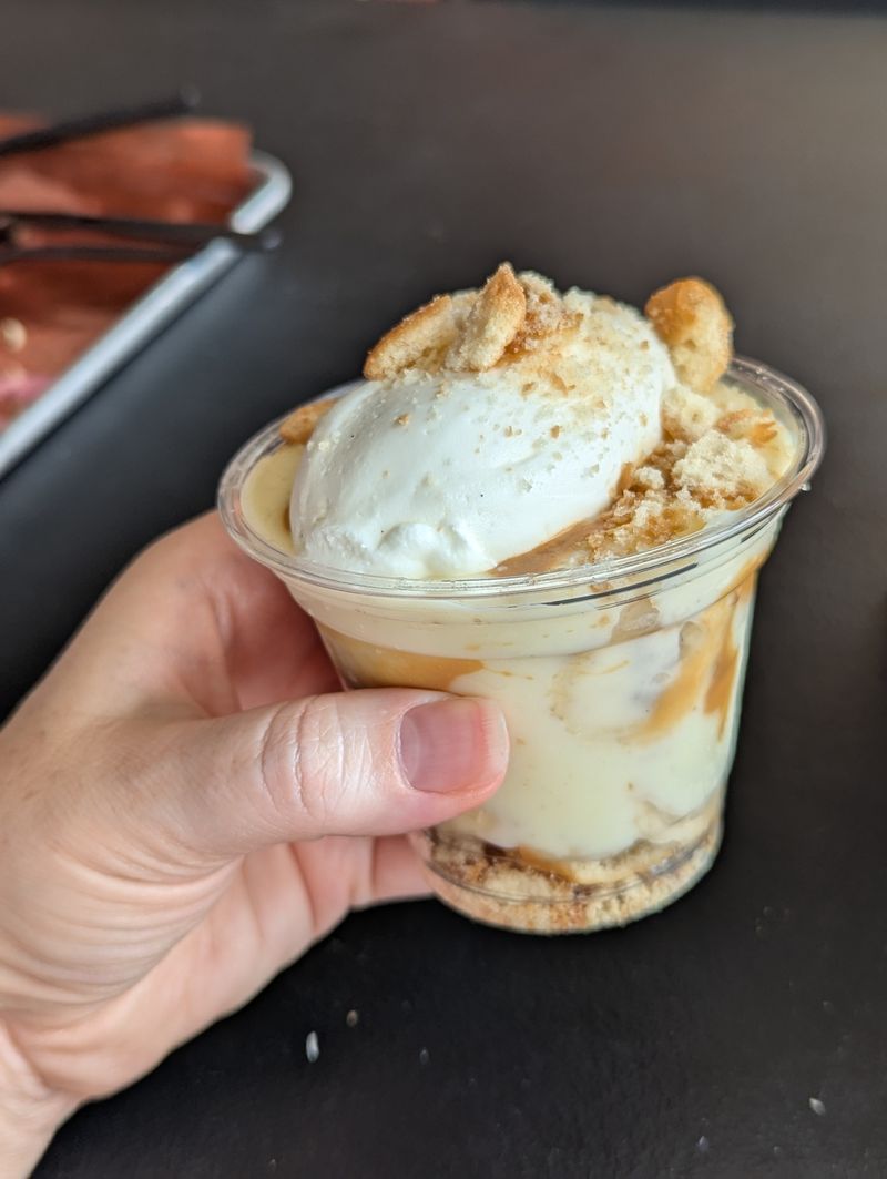 The Austin Dessert Bucket List You'll Want To Finish - Decor Hint Interstellar BBQ