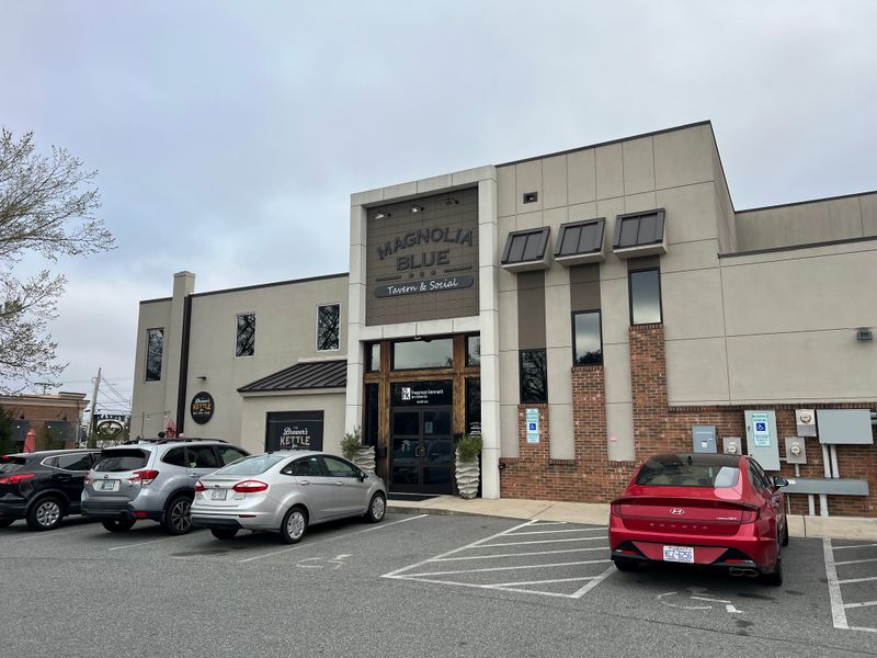 If You Love Pot Roast, This North Carolina Spot Is A Must-Visit - Decor Hint Accessibility And Inclusivity Done Right