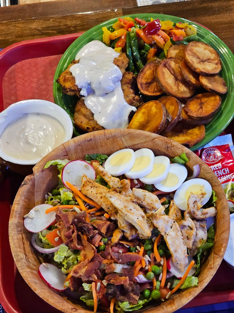 Tuckers Tavern Bar & Grill